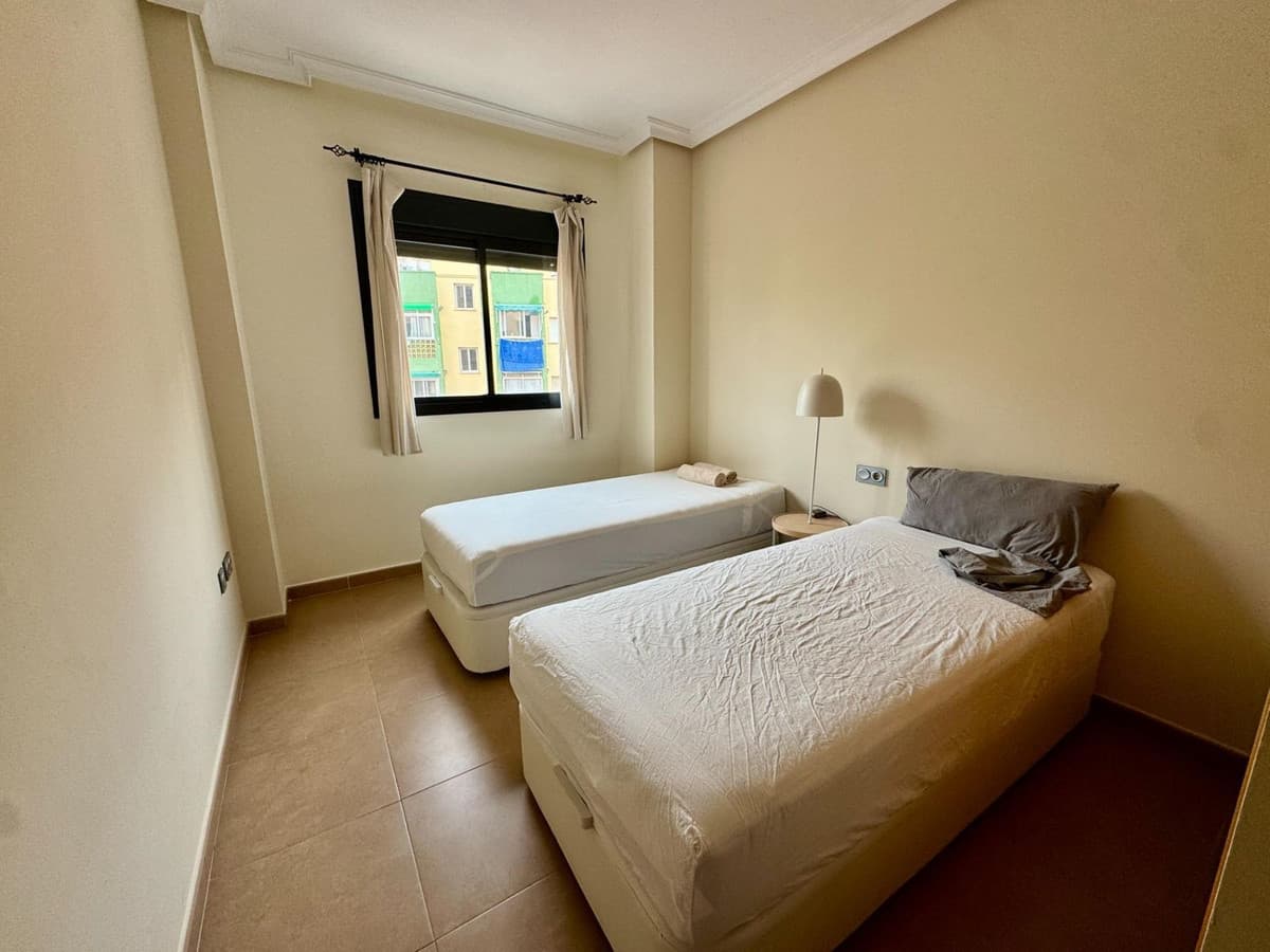 Middle Floor Apartment in Torremolinos Centro — photo 10 of 10