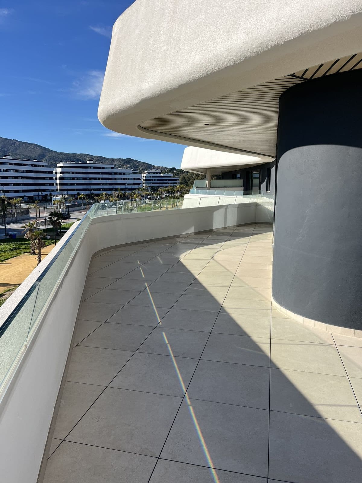 Middle Floor Apartment in Torremolinos — photo 10 of 10