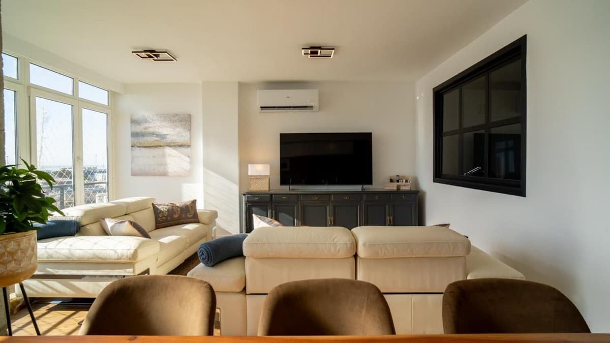 Middle Floor Apartment in Málaga Centro — photo 4 of 10