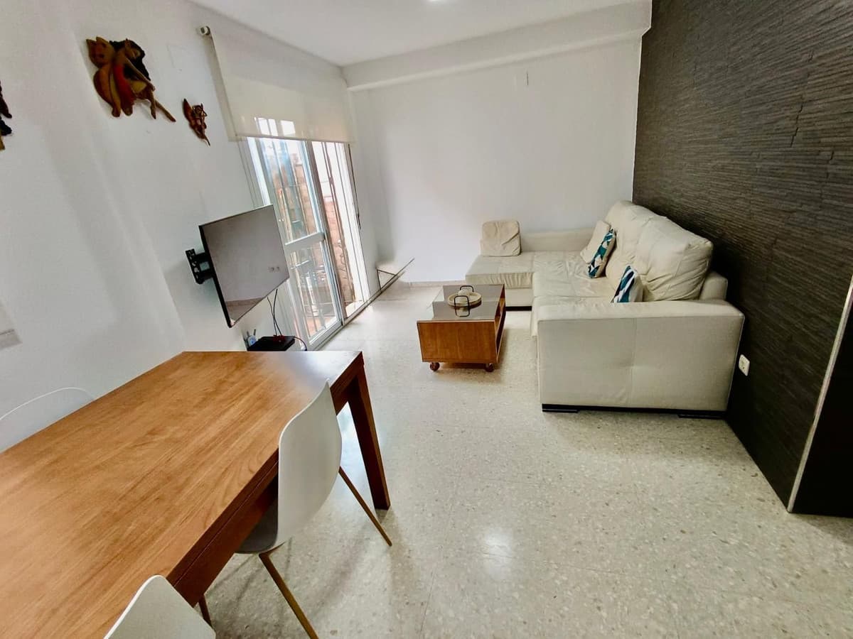 Townhouse in Alhaurín de la Torre — photo 7 of 10