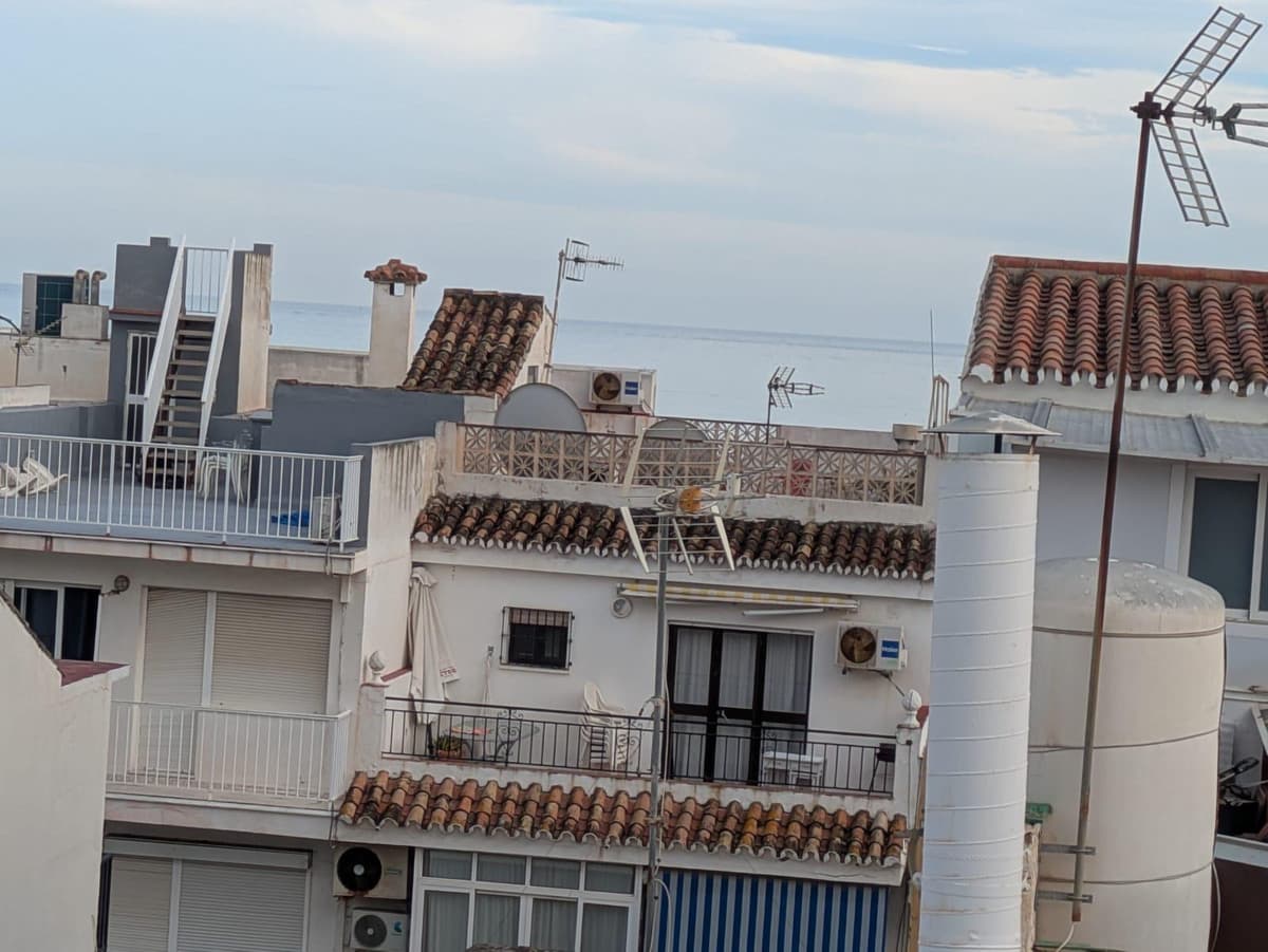 Middle Floor Apartment in La Carihuela — photo 4 of 10