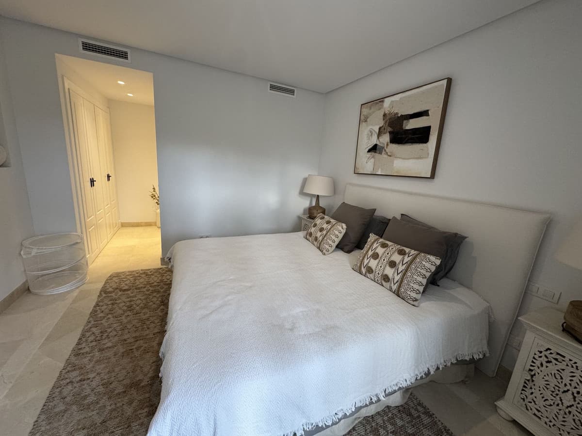 Ground Floor Apartment in Aloha — photo 10 of 10