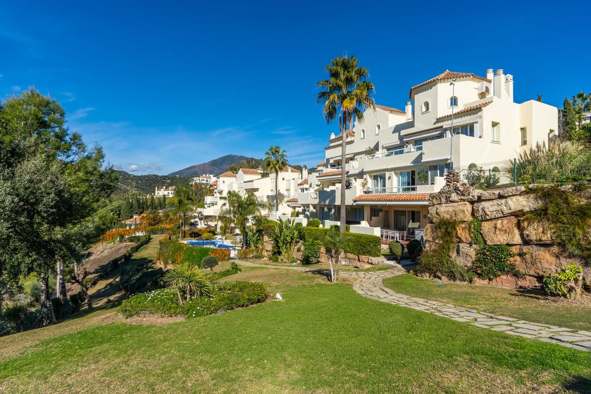 Middle Floor Apartment in Los Arqueros — photo 4 of 10