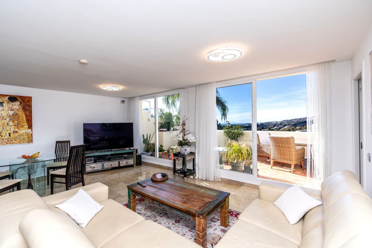 Middle Floor Apartment in Los Arqueros — photo 10 of 10