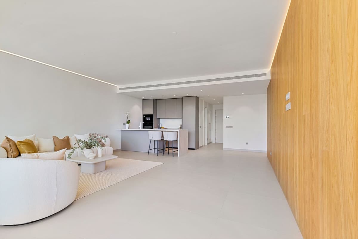 Middle Floor Apartment in Fuengirola — photo 8 of 10