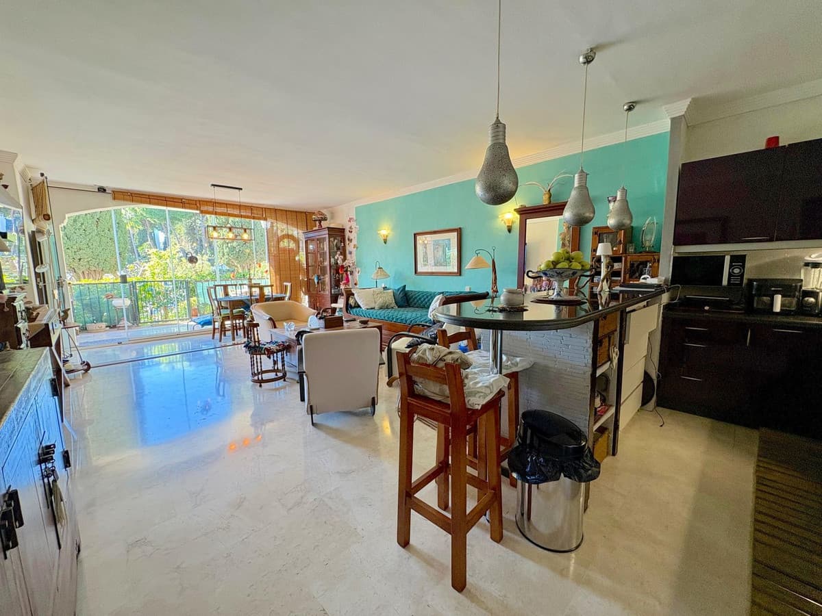 Ground Floor Apartment in Marbella — photo 7 of 10