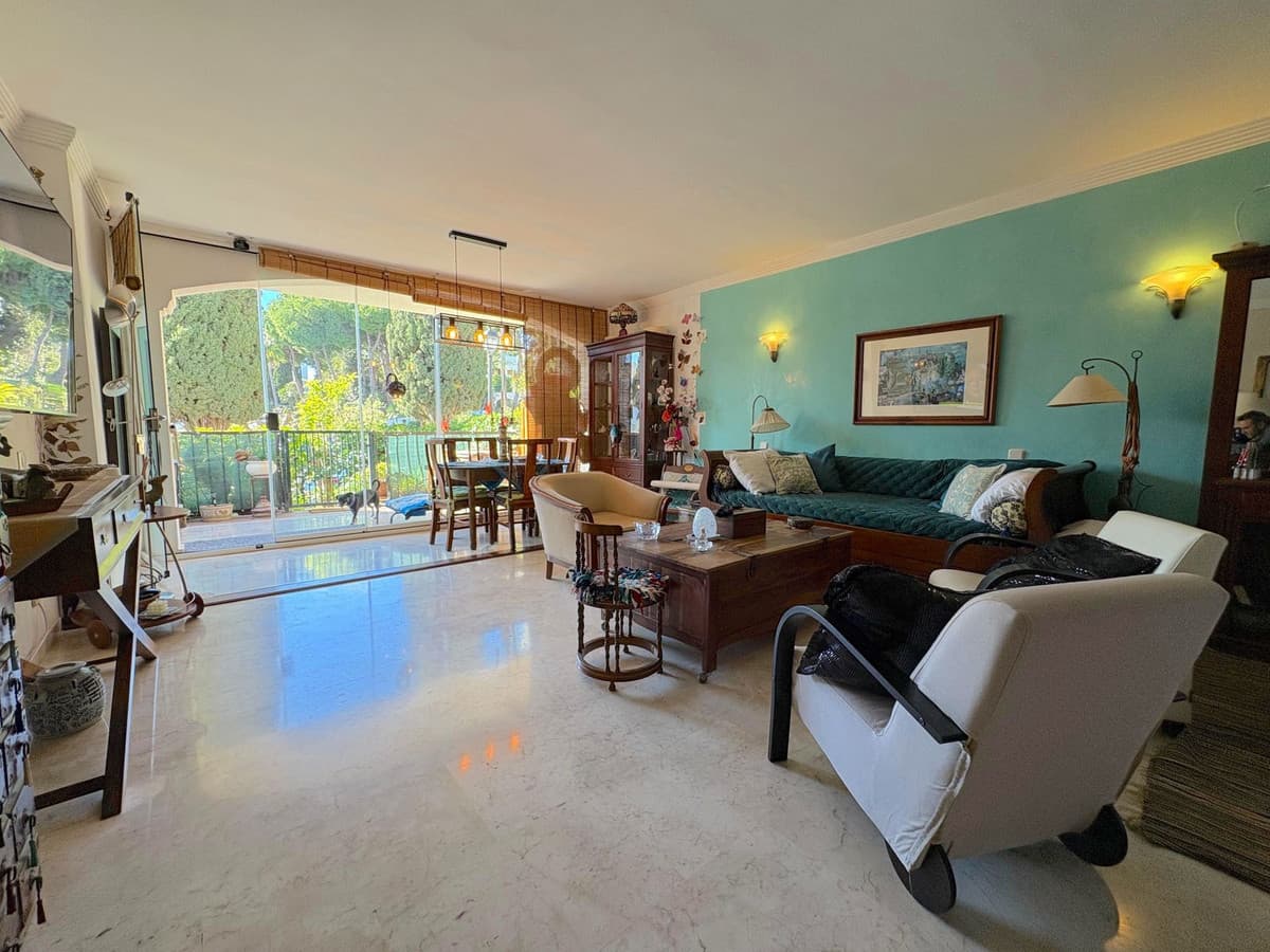 Ground Floor Apartment in Marbella — photo 9 of 10