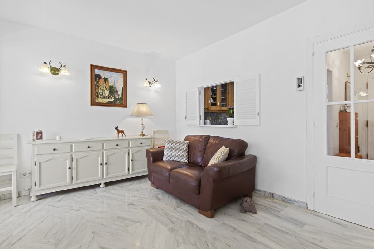 Townhouse in Estepona — photo 5 of 10
