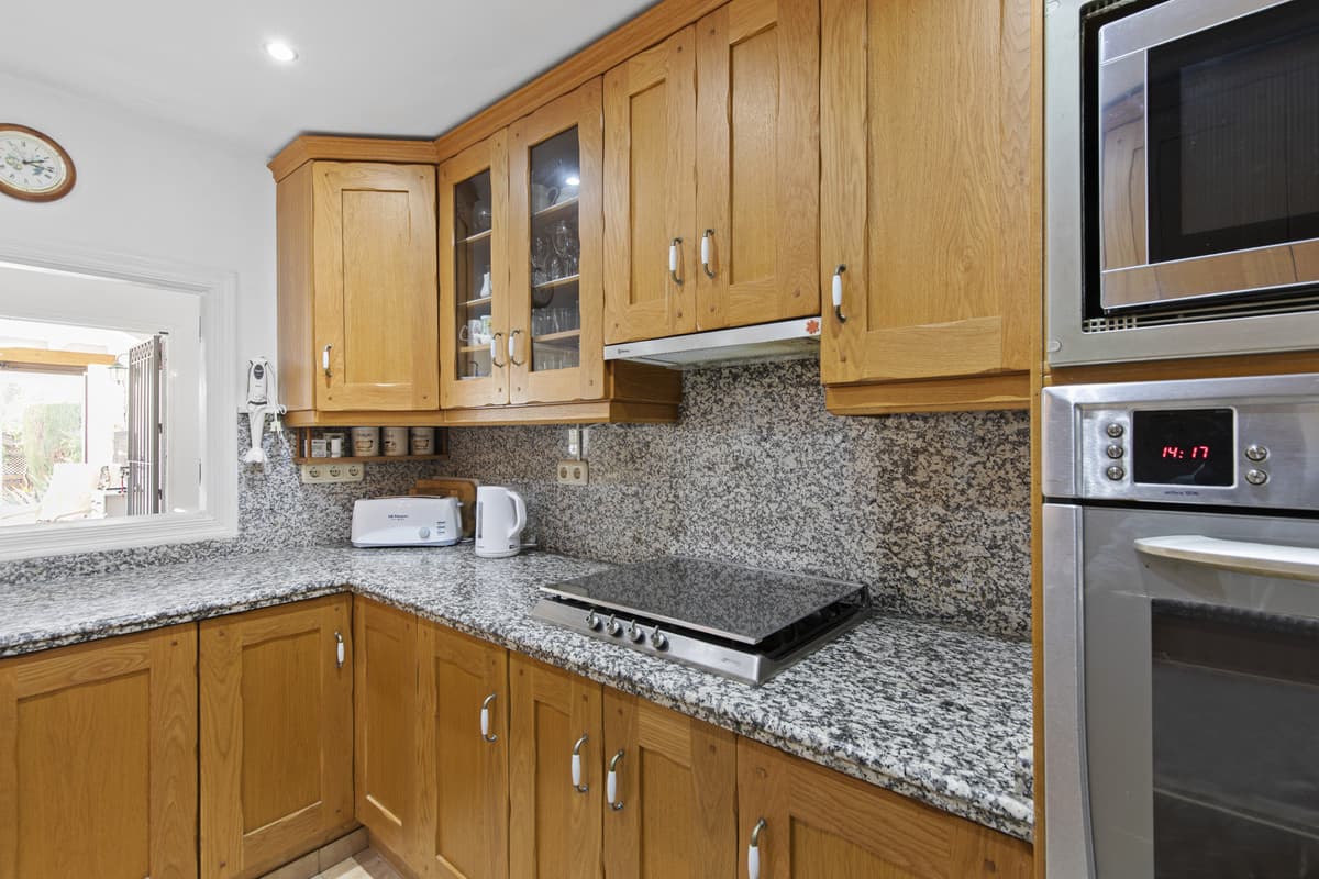 Townhouse in Estepona — photo 9 of 10