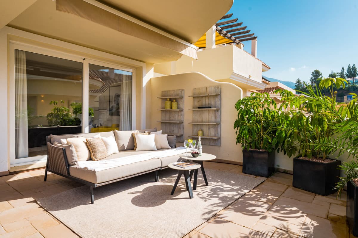 Duplex in Nueva Andalucía — photo 2 of 10