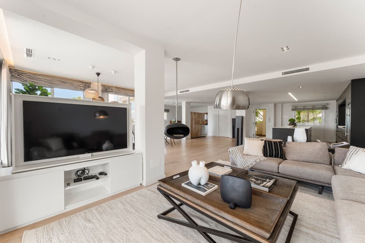 Duplex in Nueva Andalucía — photo 10 of 10
