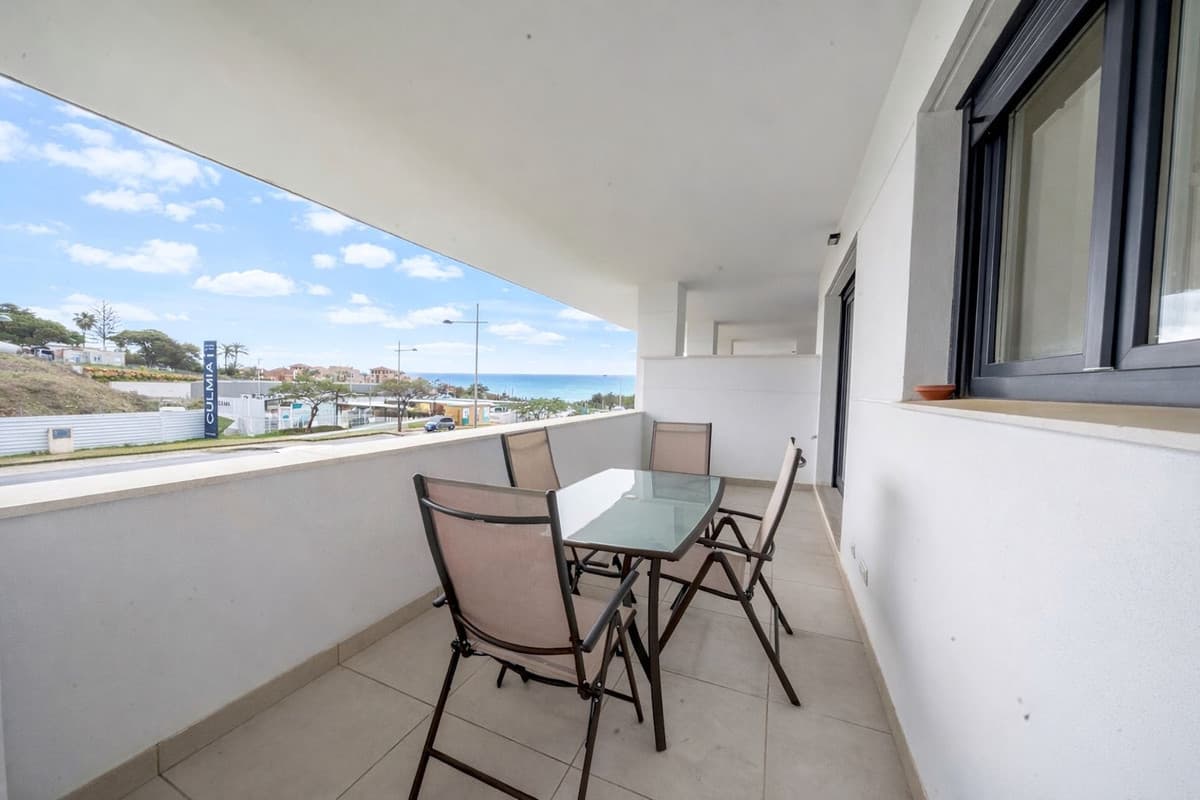 Ground Floor Apartment in Estepona — photo 10 of 10