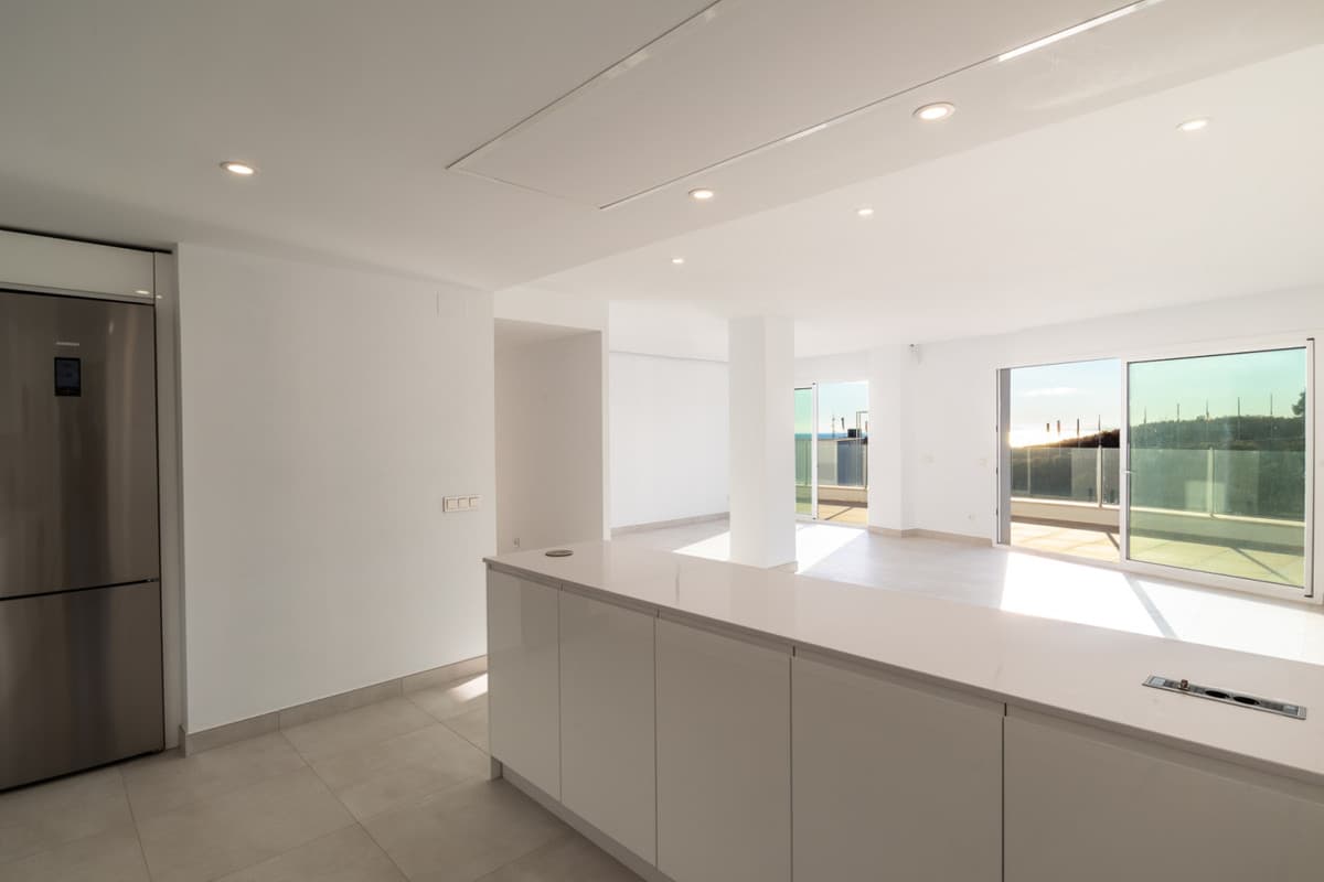 Penthouse in Altos de los Monteros — photo 5 of 10