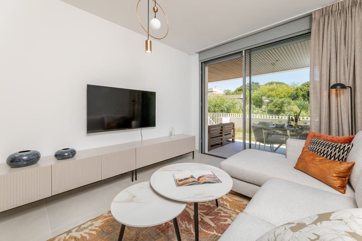 Ground Floor Apartment in Elviria — photo 4 of 10