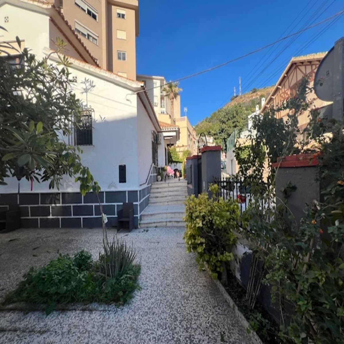 Detached Villa in La Victoria — photo 1 of 10