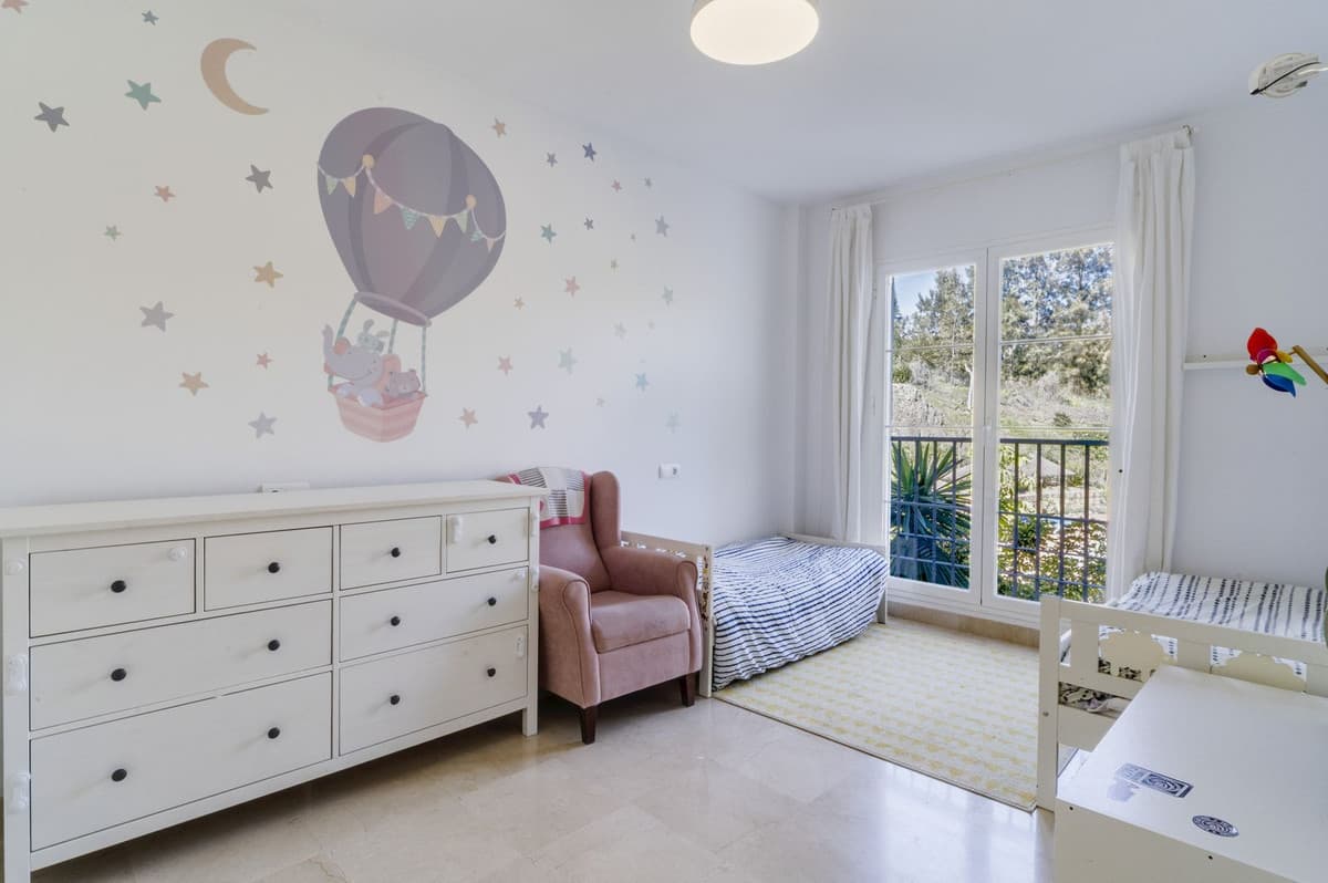 Middle Floor Apartment in Los Arqueros — photo 8 of 10