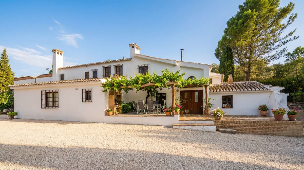 Cortijo in Villanueva del Rosario — photo 3 of 10