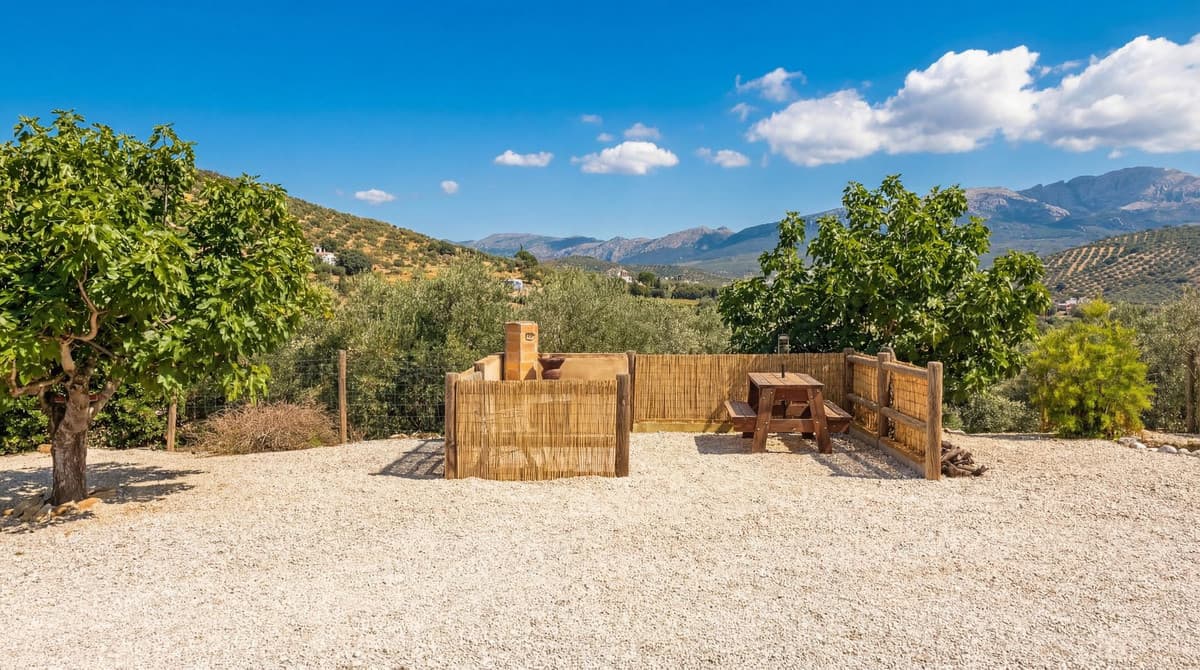 Cortijo in Villanueva del Rosario — photo 7 of 10