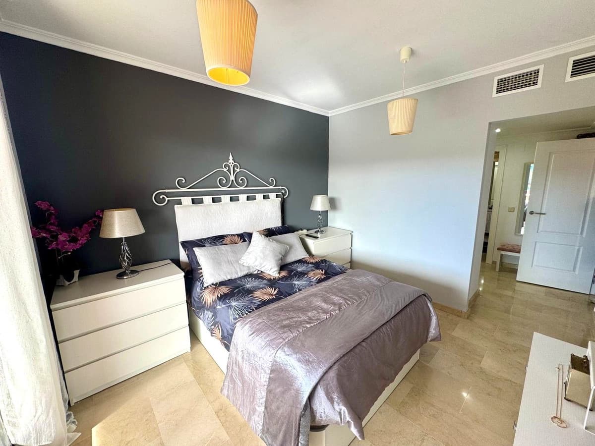 Middle Floor Apartment in Casares Playa — photo 8 of 10