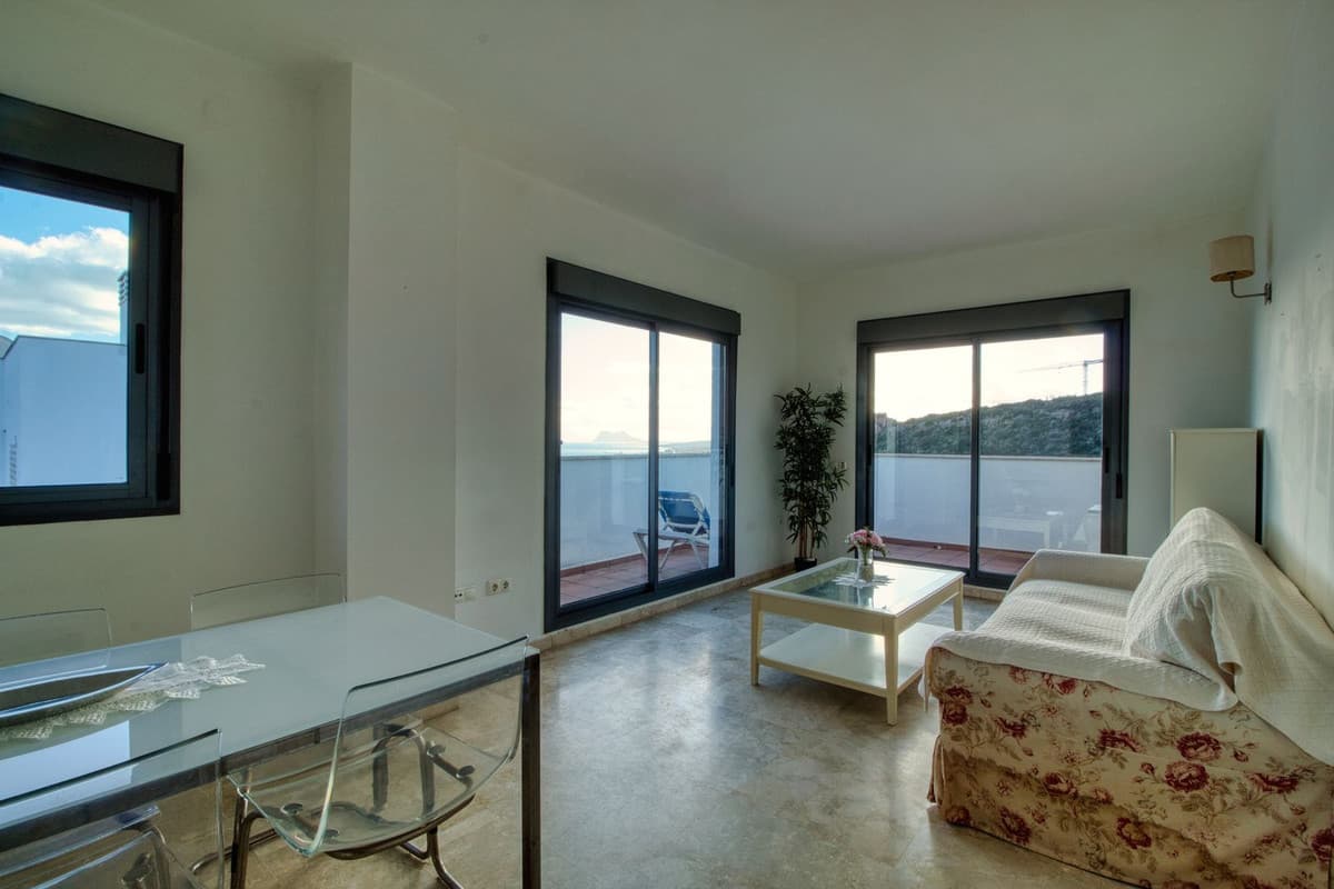 Top Floor Apartment in Manilva — photo 4 of 10