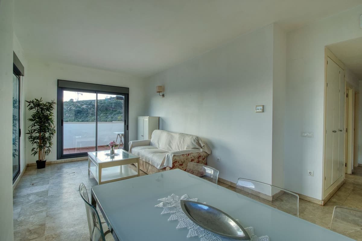 Top Floor Apartment in Manilva — photo 5 of 10