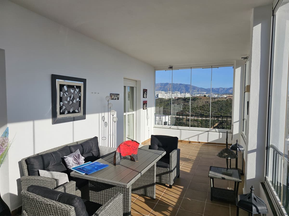 Middle Floor Apartment in Miraflores — photo 4 of 10
