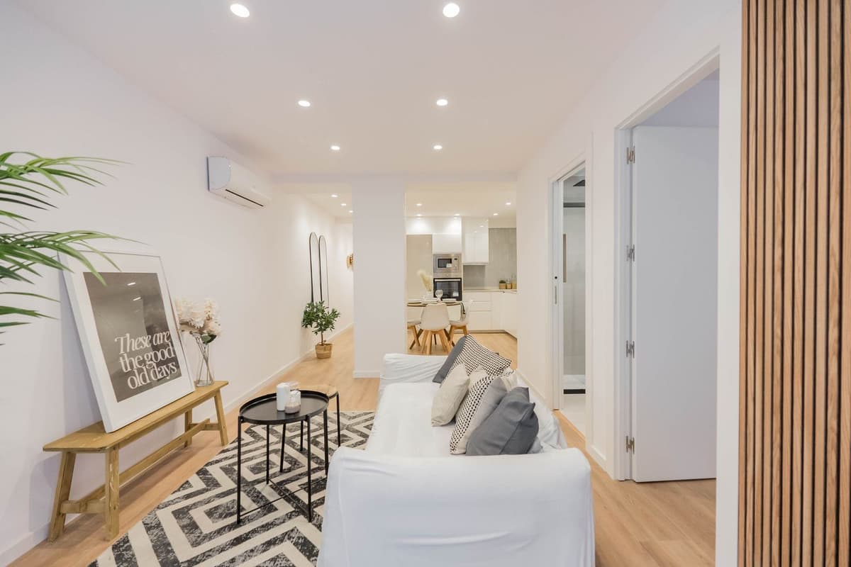 Middle Floor Apartment in Conde de Ureña — photo 9 of 10