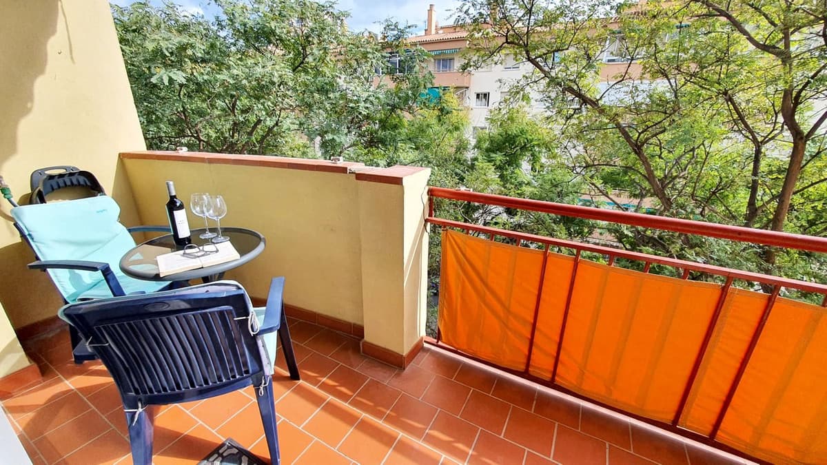 Middle Floor Apartment in Fuengirola — photo 2 of 10