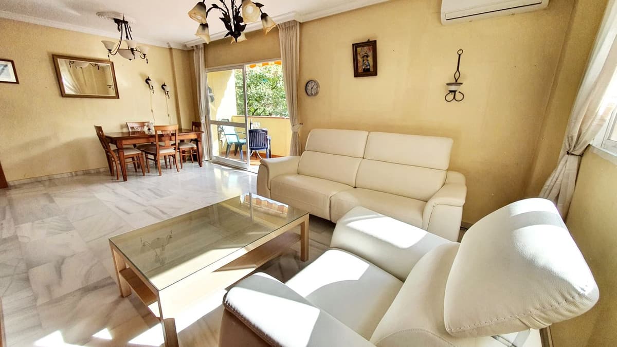 Middle Floor Apartment in Fuengirola — photo 7 of 10