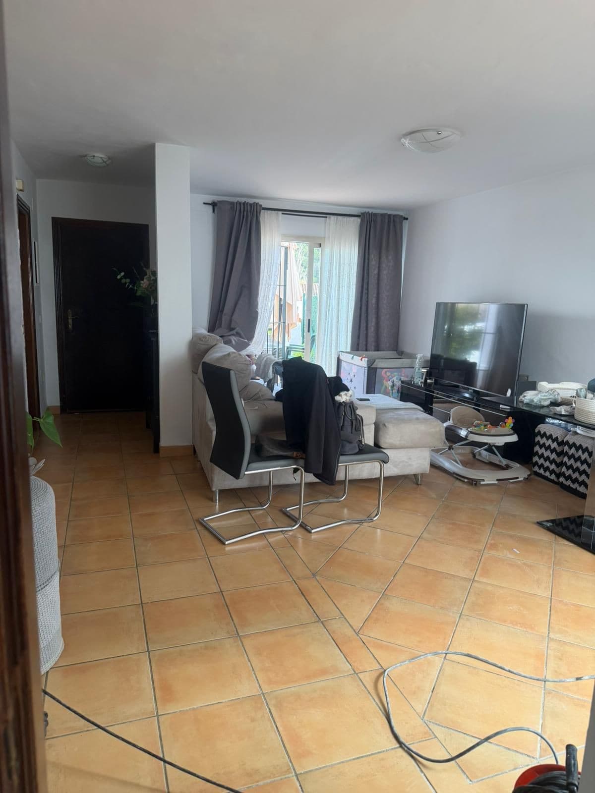 Townhouse in Benahavís — photo 2 of 10