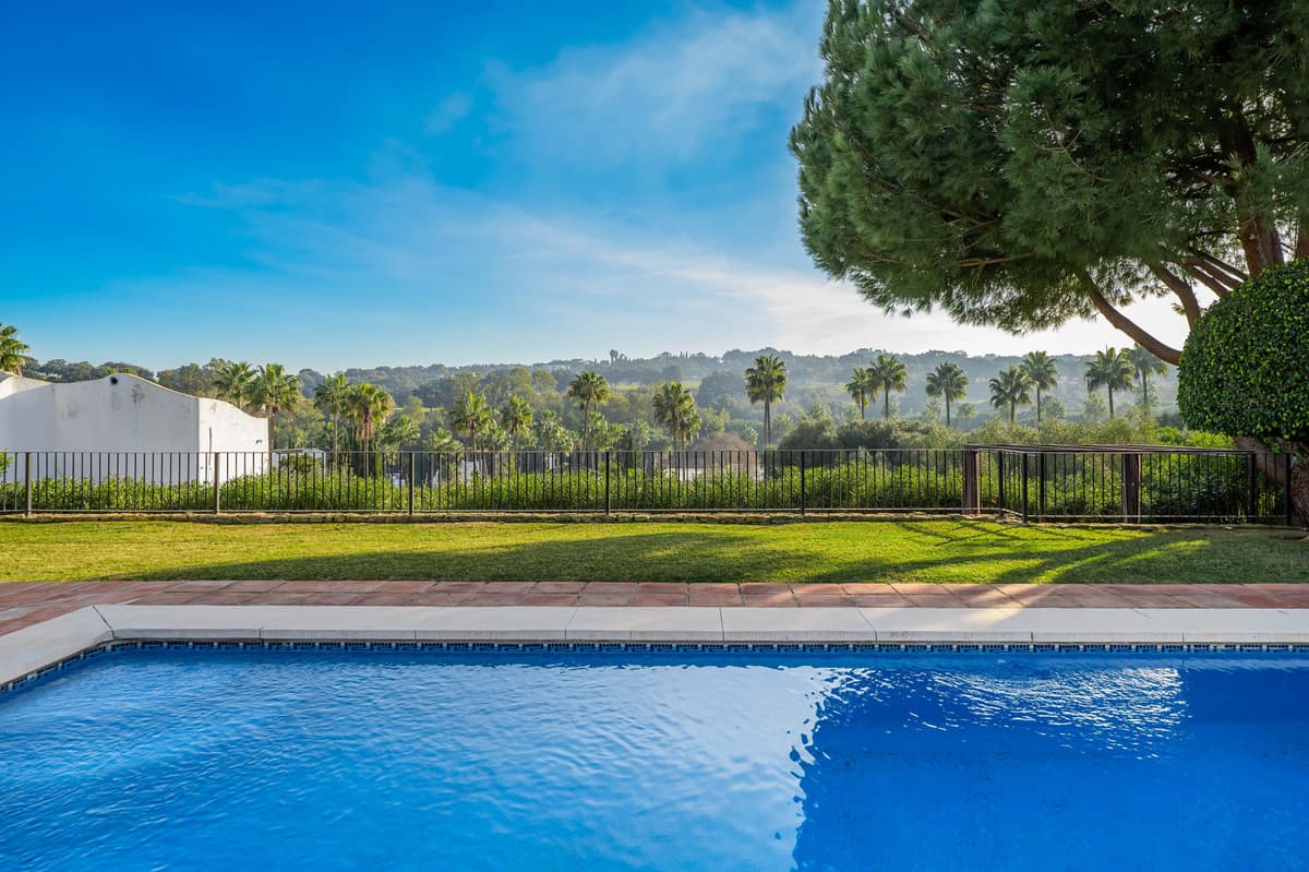 Detached Villa in Sotogrande — photo 4 of 10