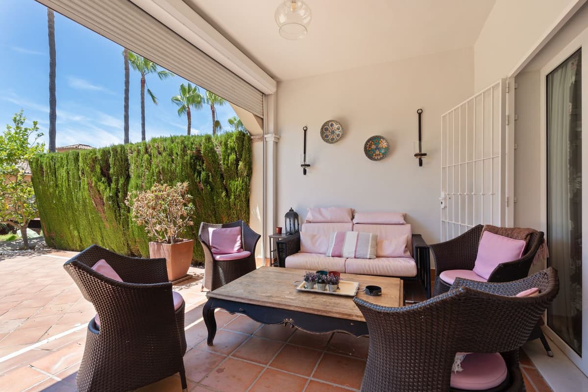 Townhouse in Guadalmina Baja — photo 4 of 10