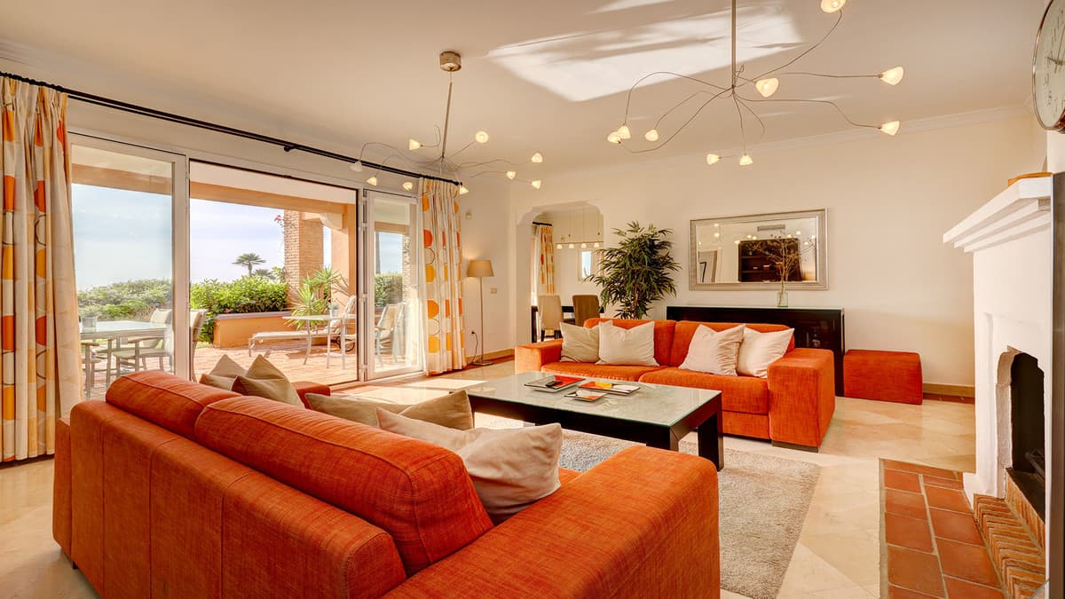 Ground Floor Apartment in Casares — photo 3 of 10