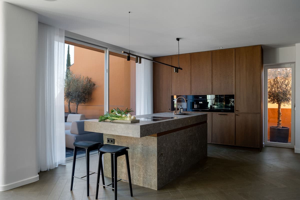 Penthouse Duplex in Nueva Andalucía — photo 5 of 10