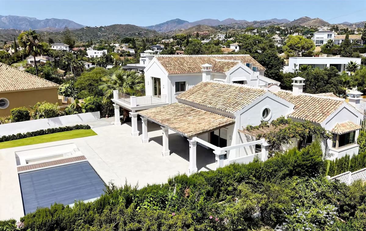 Detached Villa in El Rosario — photo 3 of 10