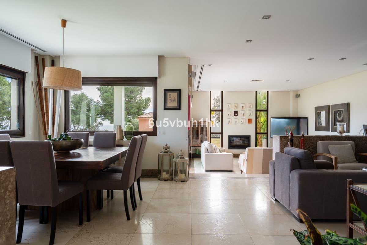 Detached Villa in Málaga — photo 10 of 10
