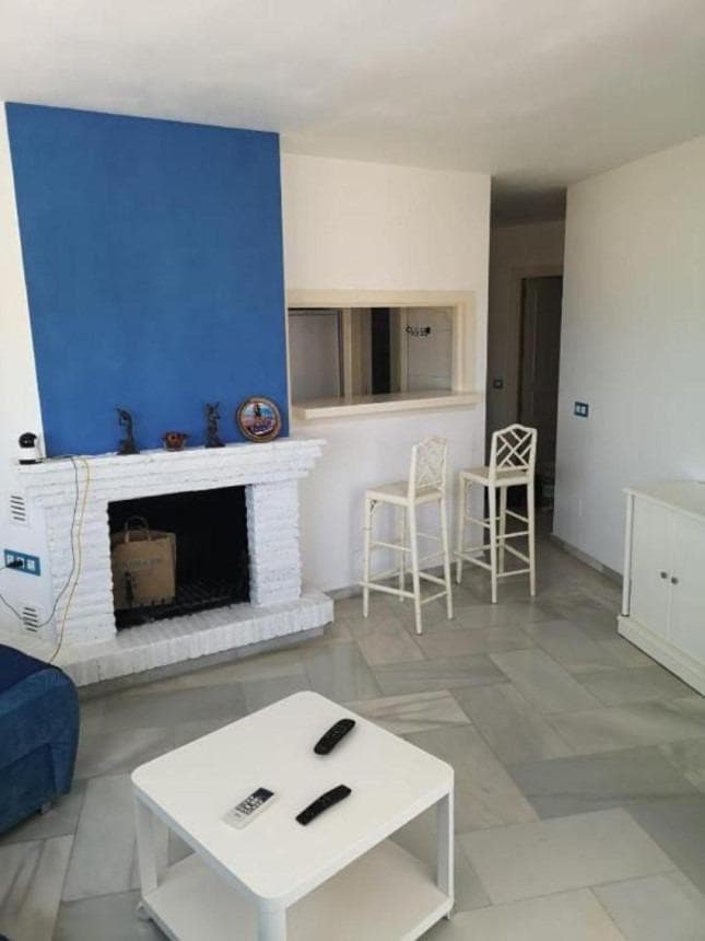Middle Floor Apartment in Benalmadena — photo 5 of 10