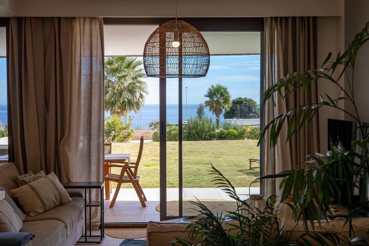 Ground Floor Apartment in Casares — photo 2 of 10