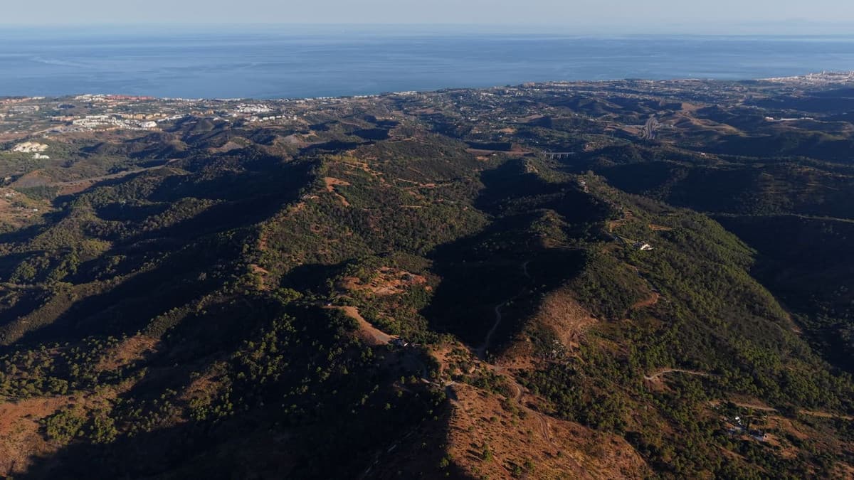 Land with Ruin in Estepona — photo 1 of 10