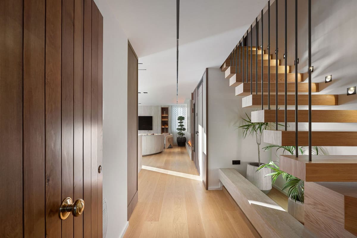 Penthouse Duplex in The Golden Mile — photo 6 of 10