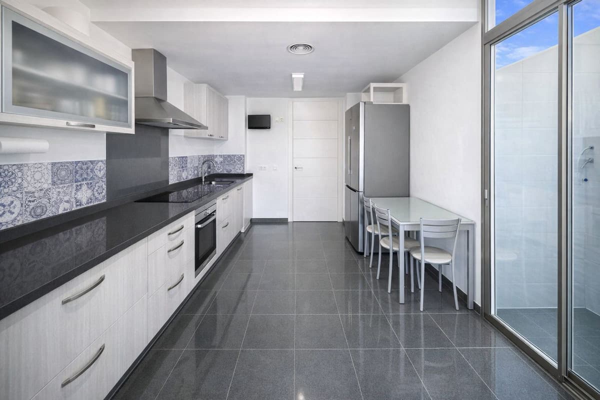 Middle Floor Apartment in Punta Chullera — photo 7 of 10
