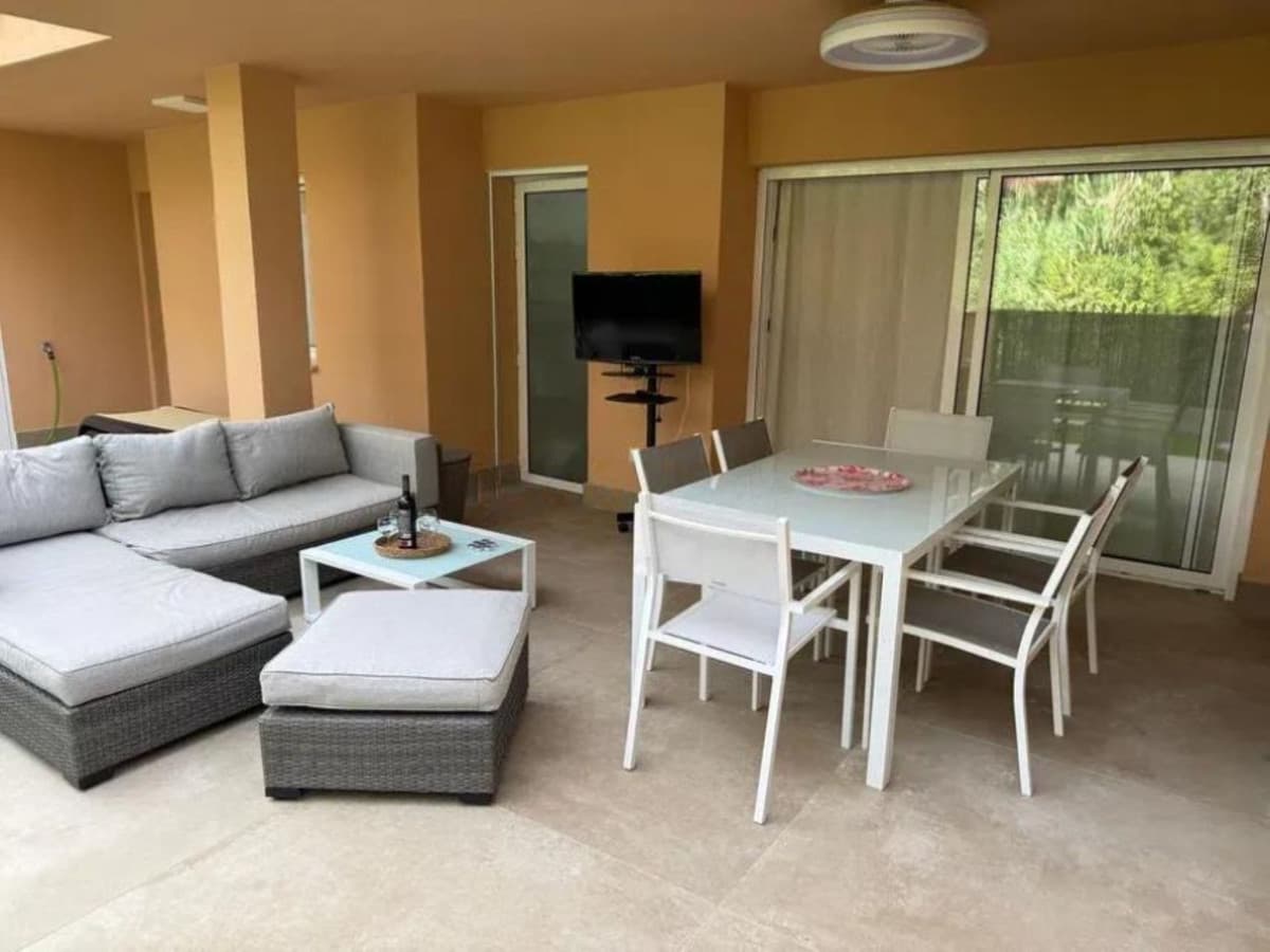 Ground Floor Apartment in Las Chapas — photo 1 of 10