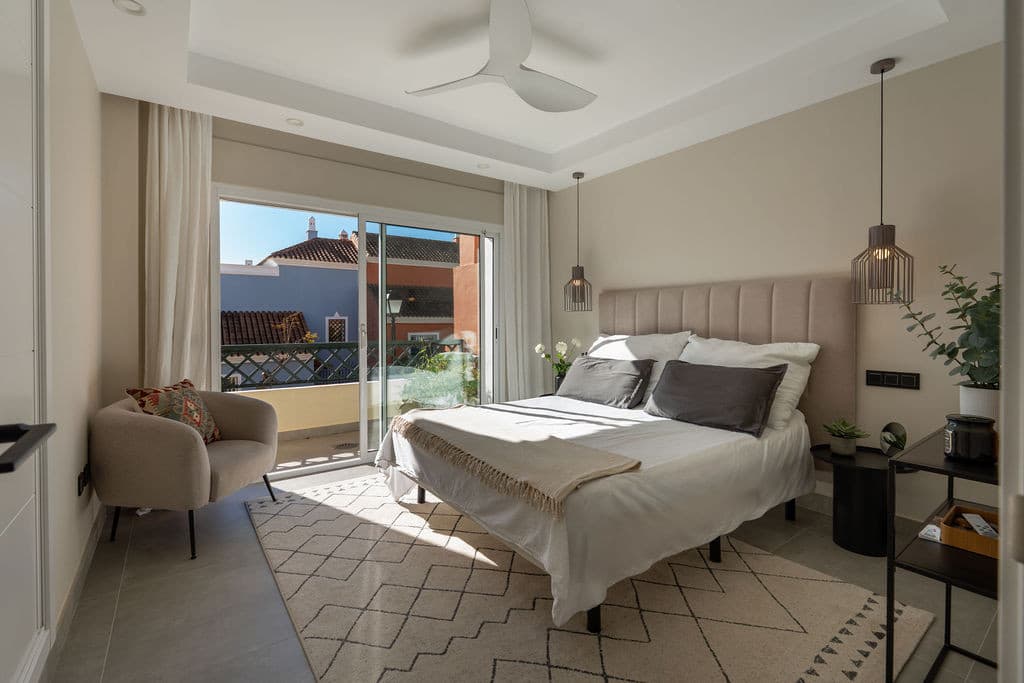 Townhouse in Nueva Andalucía — photo 6 of 10