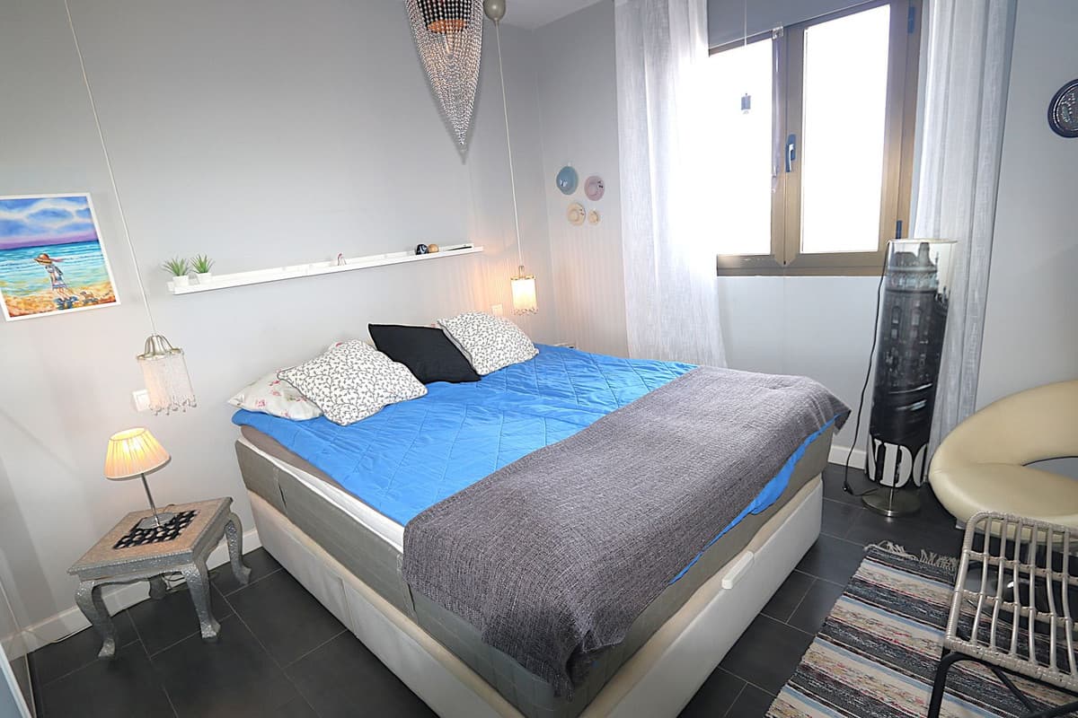 Middle Floor Apartment in Fuengirola — photo 9 of 10