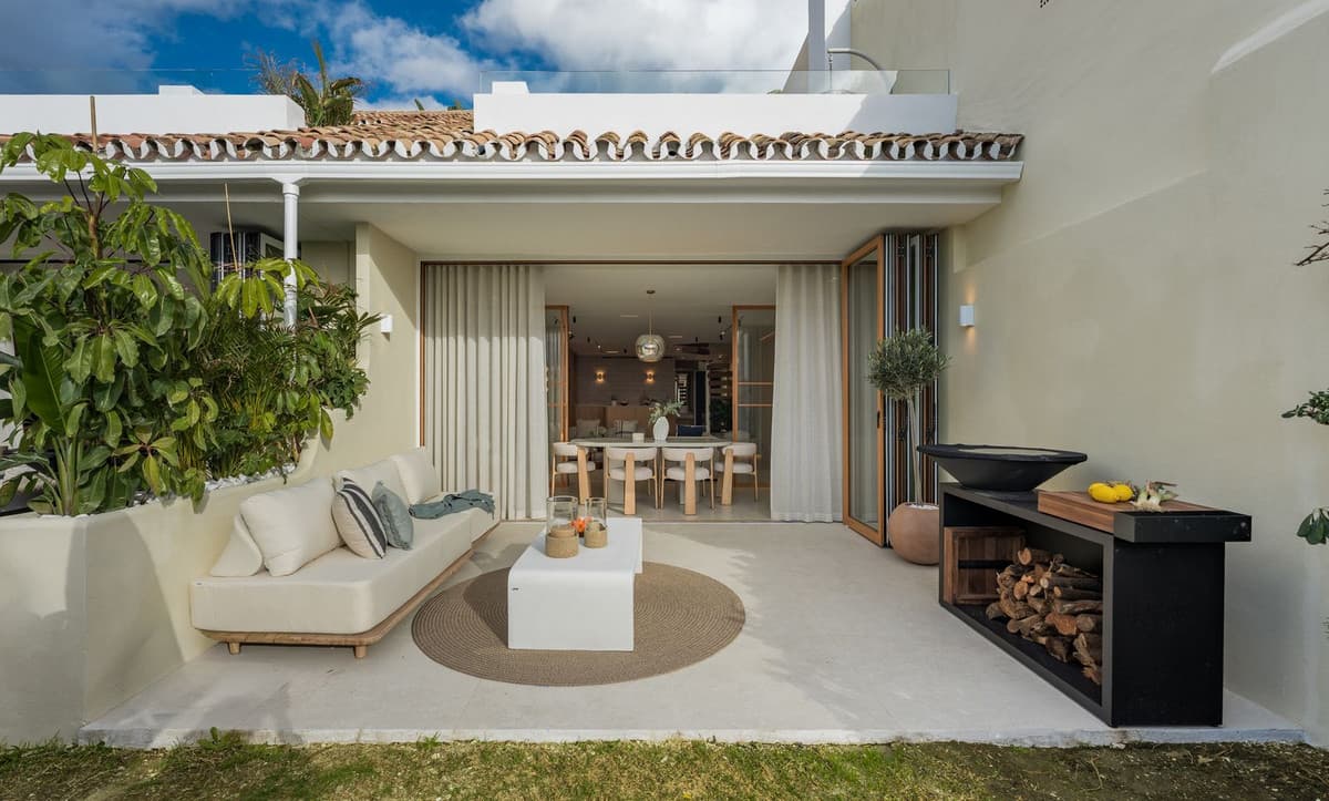 Townhouse in Nueva Andalucía — photo 9 of 10
