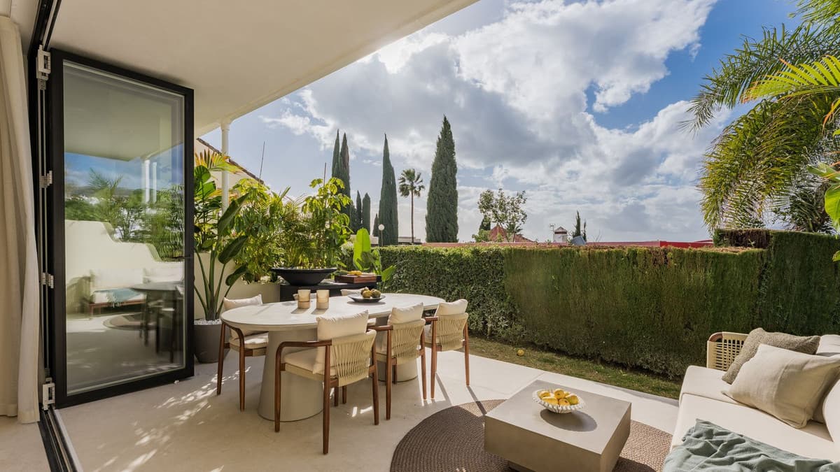 Townhouse in Nueva Andalucía — photo 8 of 10