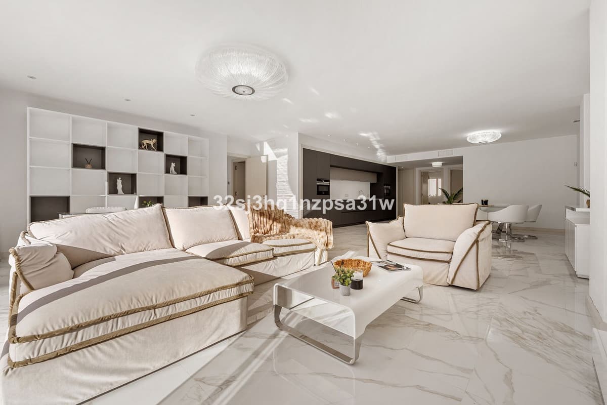Middle Floor Apartment in Marbella — photo 6 of 10