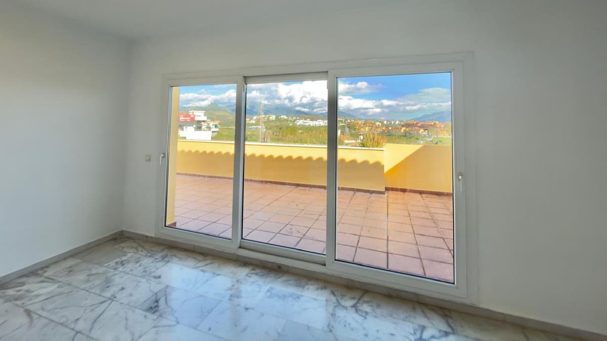 Penthouse in Cancelada — photo 10 of 10