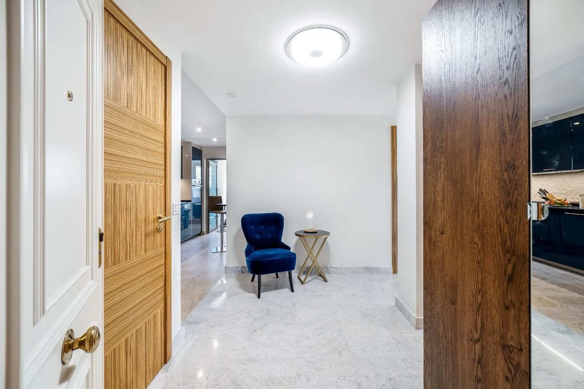 Middle Floor Apartment in Puerto Banús — photo 7 of 10