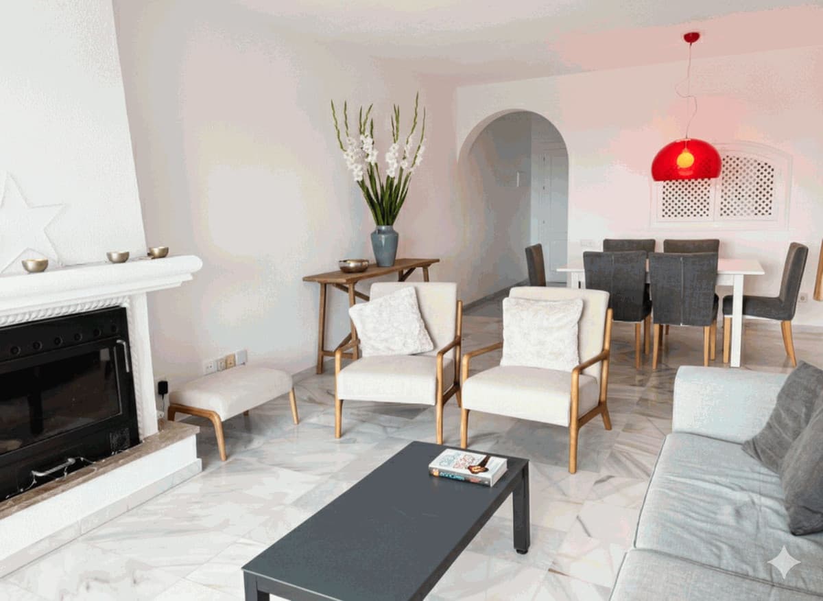 Middle Floor Apartment in Los Almendros — photo 6 of 10